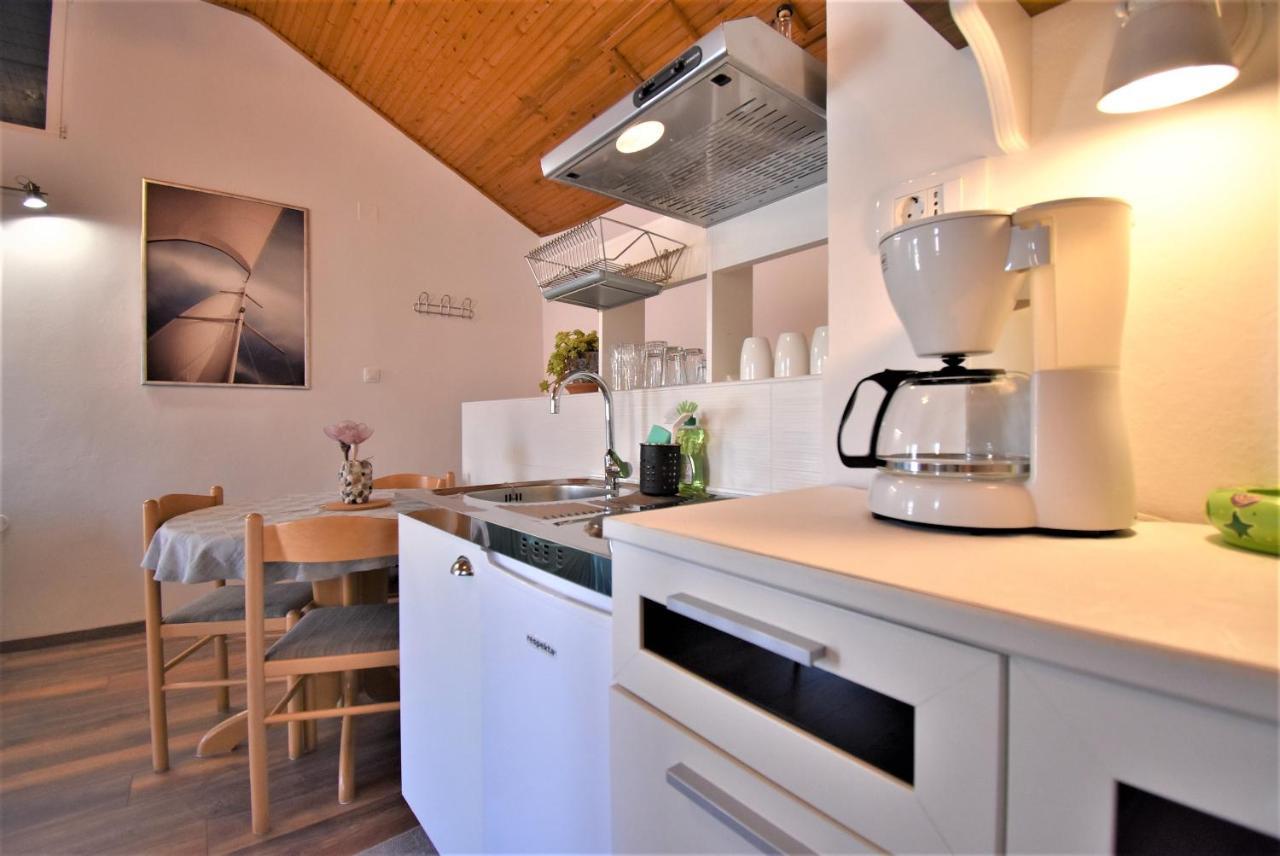 Studio Apartments Skoric Opatija Volosko Kültér fotó